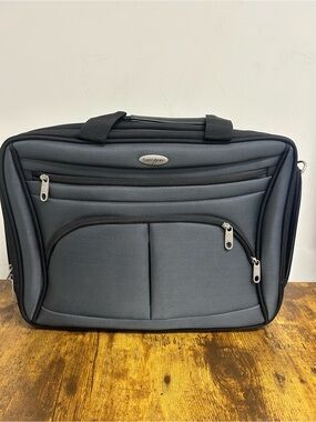 Samsonite Dark Gray Laptop Briefcase with Black Trim